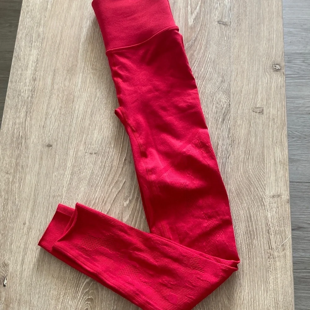 Fabletics Bold Red SculptKnit Leggings - Picture 5 of 5